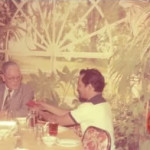 GM Cheng Kwong offering the tea out of respect to the The late GM Wai Yan during a diner in the mid seventies - Hong Kong